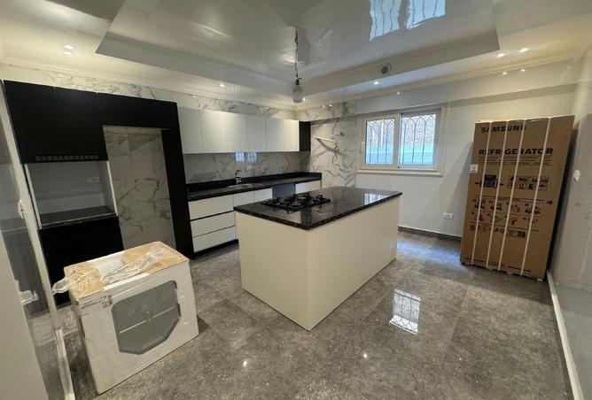 8403964 - Property Image 2