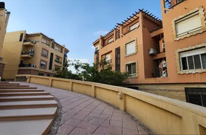 Apartment - 3 Bedrooms - 3 Bathrooms for sale in City View - Cairo Alexandria Desert Road - 6 October City - Giza