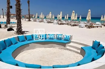Chalet - 2 Bedrooms - 2 Bathrooms for sale in Seashore - Ras Al Hekma - North Coast