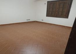 شقة - 3 غرف نوم - 2 حمامات for للبيع in المستثمر الصغير - الحي العاشر - الشيخ زايد - الجيزة