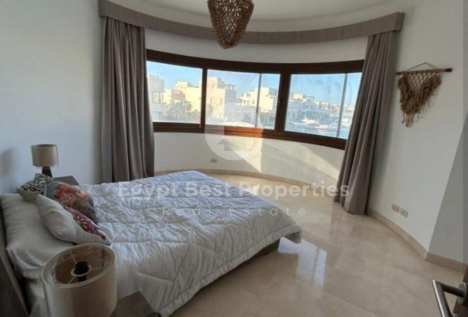 8009356 - Property Image 3