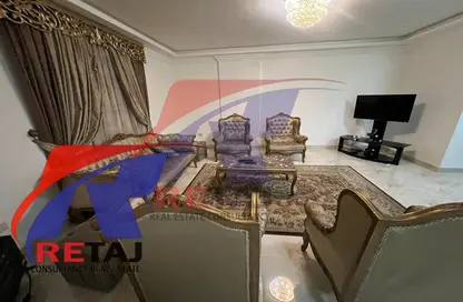 شقة - 4 غرف نوم - 2 حمامات للايجار في شارع محمد حسن بدران - المنطقة السادسة - مدينة نصر - القاهرة