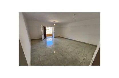 Apartment - 3 Bedrooms - 2 Bathrooms for sale in South Investors Area - New Cairo City - Cairo