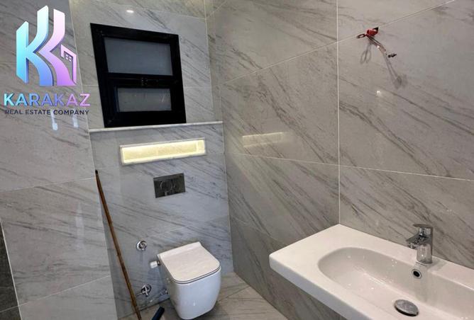 8034060 - Property Image 3