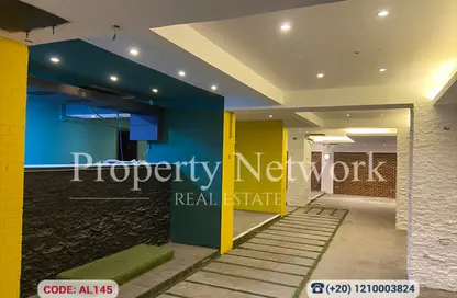 Shop - Studio - 3 Bathrooms for sale in Mohammed Al Maqref St. - 6th Zone - Nasr City - Cairo