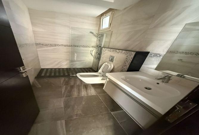 8419170 - Property Image 3