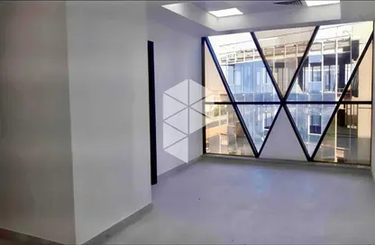 مساحات مكتبية - استوديو - 1 حمام للايجار في كايرو بزنس بلازا - شارع التسعين الشمالي - التجمع الخامس - مدينة القاهرة الجديدة - القاهرة
