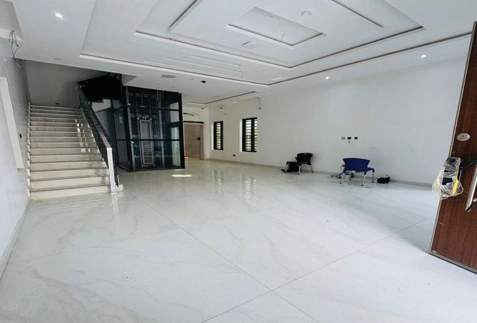 8411130 - Property Main Image