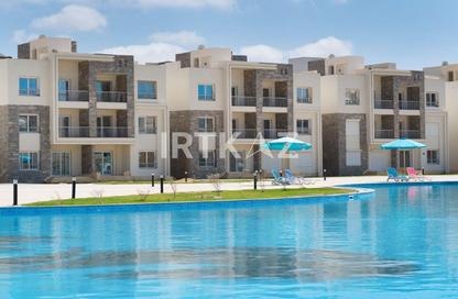 Chalet - 2 Bedrooms - 2 Bathrooms for sale in Sea View - Ras Al Hekma - North Coast
