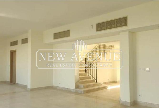 8018417 - Property Image 2