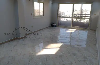 شقة - 3 غرف نوم - 2 حمامات للايجار في الحي السادس عشر - الشيخ زايد - الجيزة