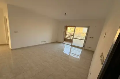 Apartment - 2 Bedrooms - 1 Bathroom for sale in Madinaty - Cairo
