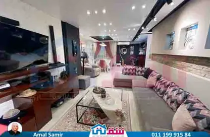 شقة - 2 غرف نوم - 1 حمام للبيع في طريق الزعيم جمال عبد الناصر - سيدي بشر - حي اول المنتزة - الاسكندرية
