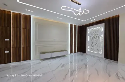 فيلا - 4 غرف نوم - 3 حمامات للبيع في البوابة الاولي - خوفو - حدائق الاهرام - الجيزة