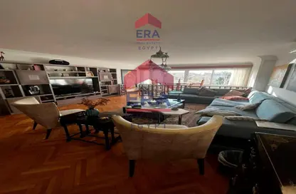 Apartment - 3 Bedrooms - 3 Bathrooms for sale in Sarayat Al Maadi - Hay El Maadi - Cairo