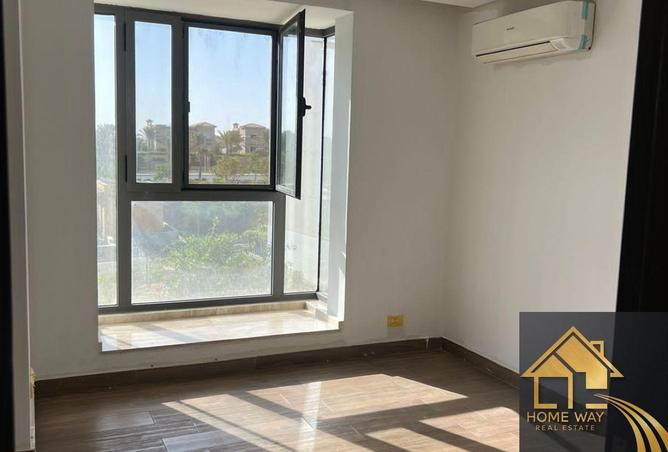 8260099 - Property Image 3