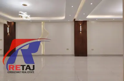 شقة - 3 غرف نوم - 3 حمامات للبيع في شارع ابن هاني الاندلسي - المنطقة الأولى - مدينة نصر - القاهرة