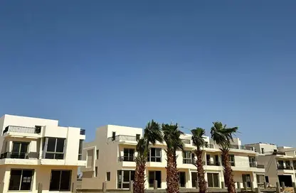 Villa - 6 Bedrooms - 5 Bathrooms for sale in Silva Compound - Sheikh Zayed Compounds - Sheikh Zayed City - Giza