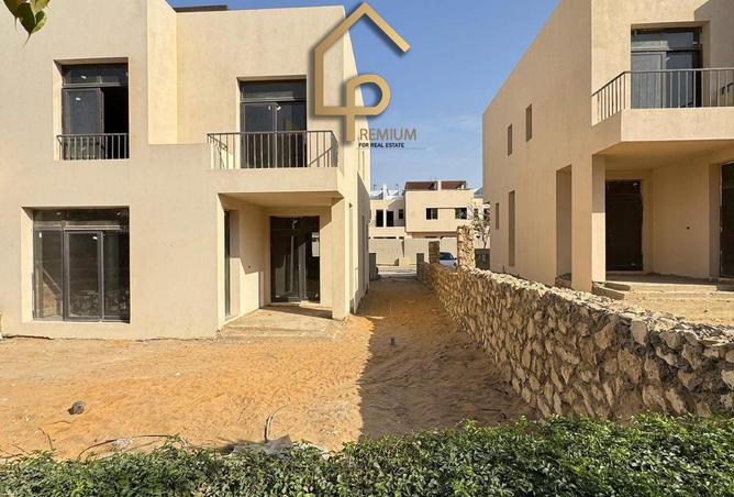 8220471 - Property Image 3