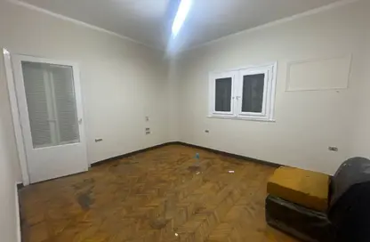 Co-Working Space - Studio - 1 Bathroom for rent in Ahmed Orabi St. - Mohandessin - Giza