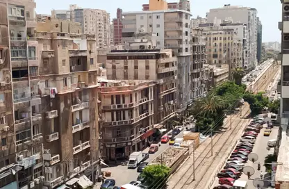 شقة - 5 غرف نوم - 4 حمامات للايجار في شارع عمر لطفي - الإبراهيمية - حي وسط - الاسكندرية