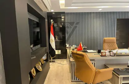 مساحات مكتبية - استوديو - 2 حمامات للايجار في محور رقم 79 - الحي الثالث - التجمع الخامس - مدينة القاهرة الجديدة - القاهرة