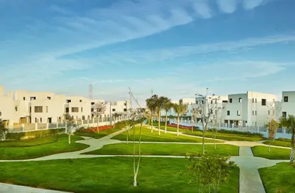 Villa - 6 Bedrooms - 6 Bathrooms for sale in Cleopatra Square - 26th of July Corridor - 6 October City - Giza