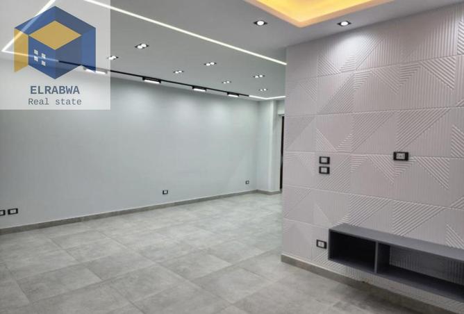 7928225 - Property Image 3