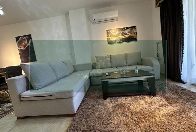 8240604 - Property Image 3