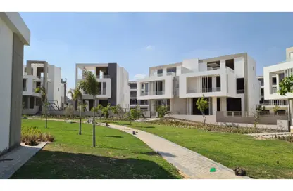 Villa - 4 Bedrooms - 5 Bathrooms for sale in Joulz - Cairo Alexandria Desert Road - 6 October City - Giza