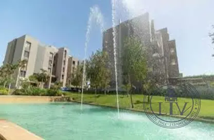 Hotel Apartment - 1 Bedroom - 2 Bathrooms for sale in Palm Hills Village Gate - South Investors Area - New Cairo City - Cairo