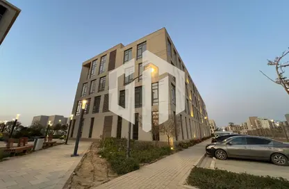 مساحات مكتبية - استوديو - 6 حمامات للبيع في ديستريكت 5 - كمبوندات التجمع الخامس - التجمع الخامس - مدينة القاهرة الجديدة - القاهرة