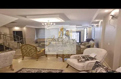 Villa - 4 Bedrooms - 4 Bathrooms for sale in Life View Villas - El Shorouk Compounds - Shorouk City - Cairo