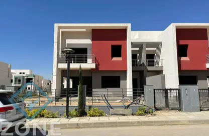 فيلا - 3 غرف نوم - 3 حمامات للبيع في پريڤادو - مدينتي - القاهرة