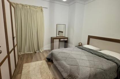 شقة - 3 غرف نوم - 3 حمامات للايجار في ذا كورت ياردز - كمبوندات الشيخ زايد - الشيخ زايد - الجيزة