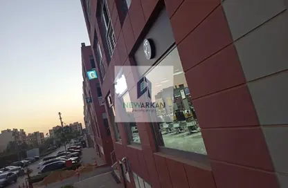 Office Space - Studio - 1 Bathroom for rent in The Courtyard - 12th District - Sheikh Zayed City - Giza