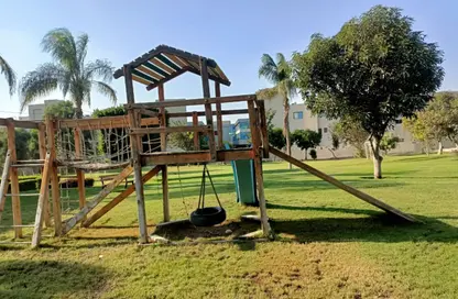 شقة - 2 غرف نوم - 2 حمامات للبيع في كمبوند ورود - محور 26 يوليو - مدينة 6 أكتوبر - الجيزة