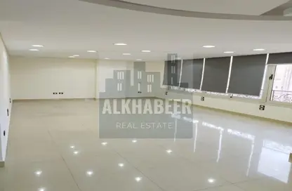 Office Space - Studio - 2 Bathrooms for rent in Al Batal Ahmed Abd El Aziz St. - Mohandessin - Giza