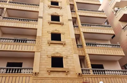 Apartment - 3 Bedrooms - 2 Bathrooms for sale in Gate 4 - Mena - Hadayek El Ahram - Giza