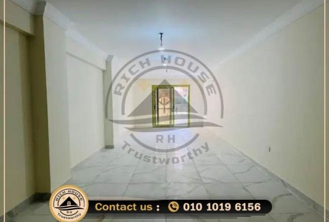 8120091 - Property Main Image