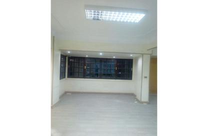 Apartment - 3 Bedrooms - 2 Bathrooms for sale in Moez Al Dawla St. - 6th Zone - Nasr City - Cairo
