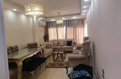 شقة - 2 غرف نوم - 1 حمام للايجار في شارع سور دار الدفاع الجوي (عبد العظيم وزير) - ارض الجولف - مصر الجديدة - القاهرة