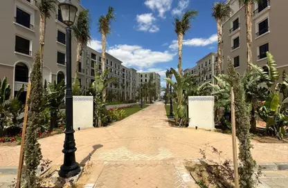 Apartment - 2 Bedrooms - 1 Bathroom for sale in Village West - Sheikh Zayed Compounds - Sheikh Zayed City - Giza