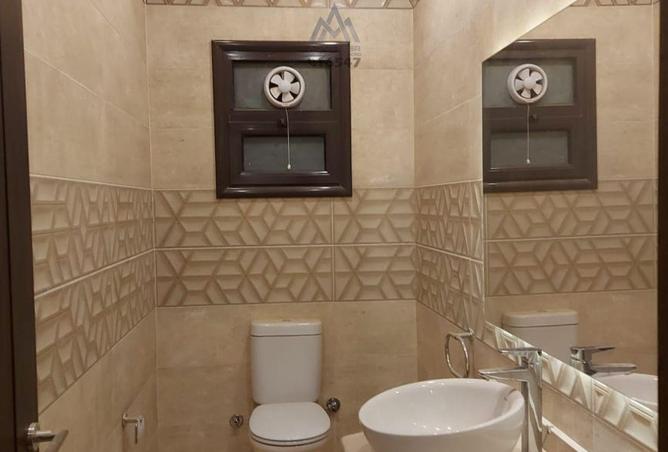 8221108 - Property Image 3