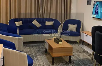 شقة - 2 غرف نوم - 1 حمام للايجار في شارع كارم محمود - إسكان الشباب الشمالي - التجمع الاول - مدينة القاهرة الجديدة - القاهرة