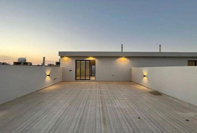 8251543 - Property Image 2