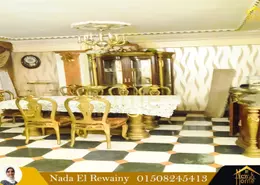 Apartment - 5 Bedrooms - 2 Bathrooms for sale in Abdel Salam Aref St. - Laurent - Hay Sharq - Alexandria