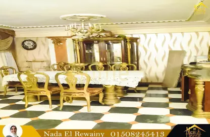 Apartment - 5 Bedrooms - 2 Bathrooms for sale in Abdel Salam Aref St. - Laurent - Hay Sharq - Alexandria