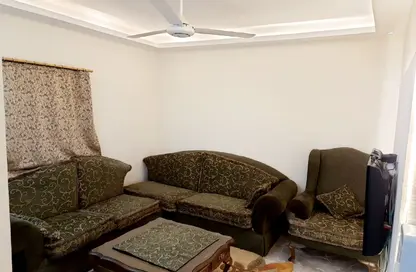 Apartment - 3 Bedrooms - 1 Bathroom for rent in Cornish El Nile St. - Maadi - Hay El Maadi - Cairo