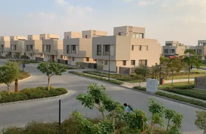 فيلا - 3 غرف نوم - 5 حمامات للبيع في كمبوند البروج - كمبوندات الشروق - مدينة الشروق - القاهرة